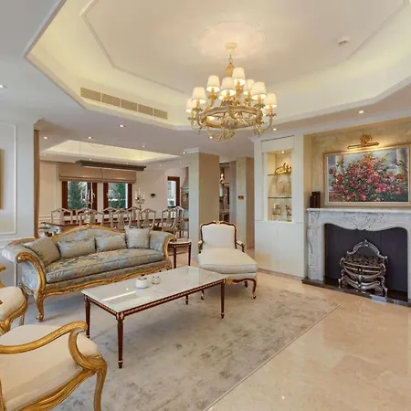 Villa Athena *